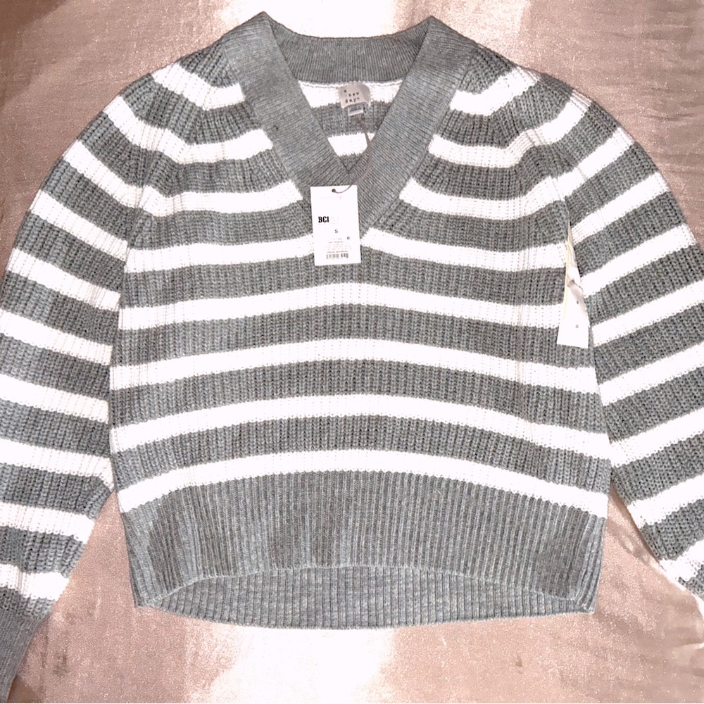 Stripped knit sweater